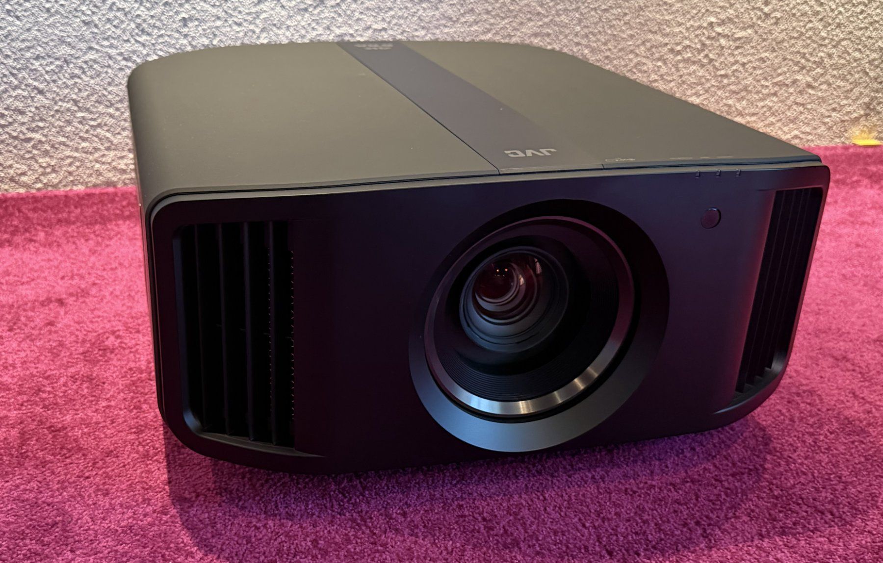 JVC Vidéoprojecteurs: 4k Projektor, JVC NP5 – D'occasion à Burgdorf par maliku