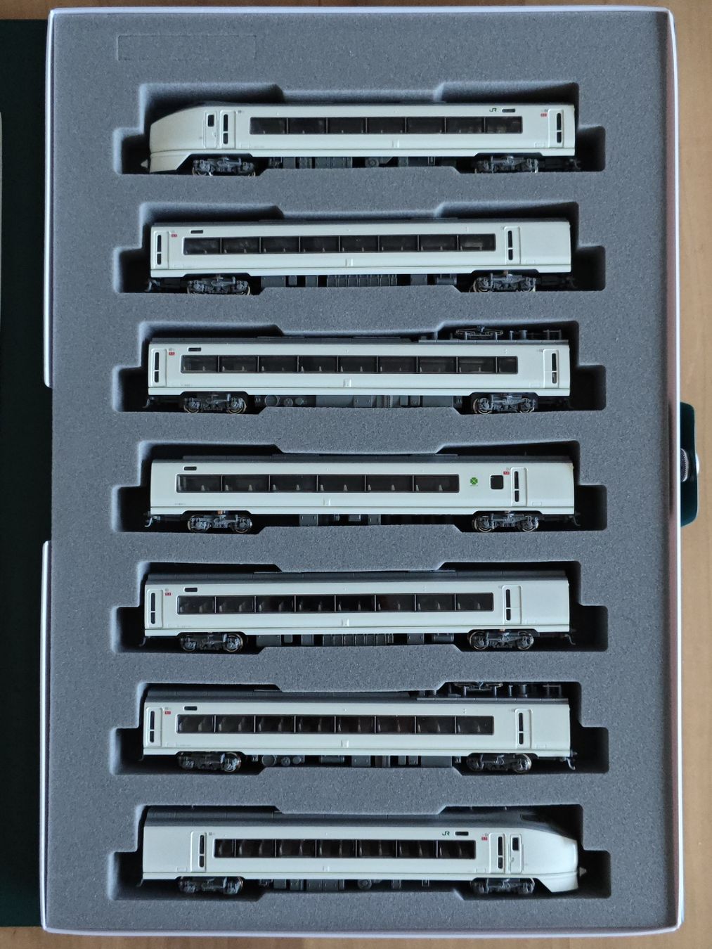 Kato Modelleisenbahnen: Kato 10-173, 651 Series "Super Hitachi" – Neu (gemäss Beschreibung) aus Siebnen von han_xck2