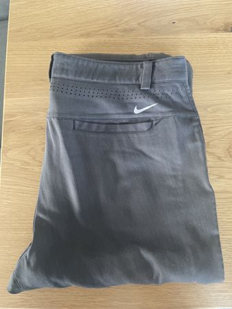 Nike Golf Hose, Grau, Top Zustand - Grösse 32/34