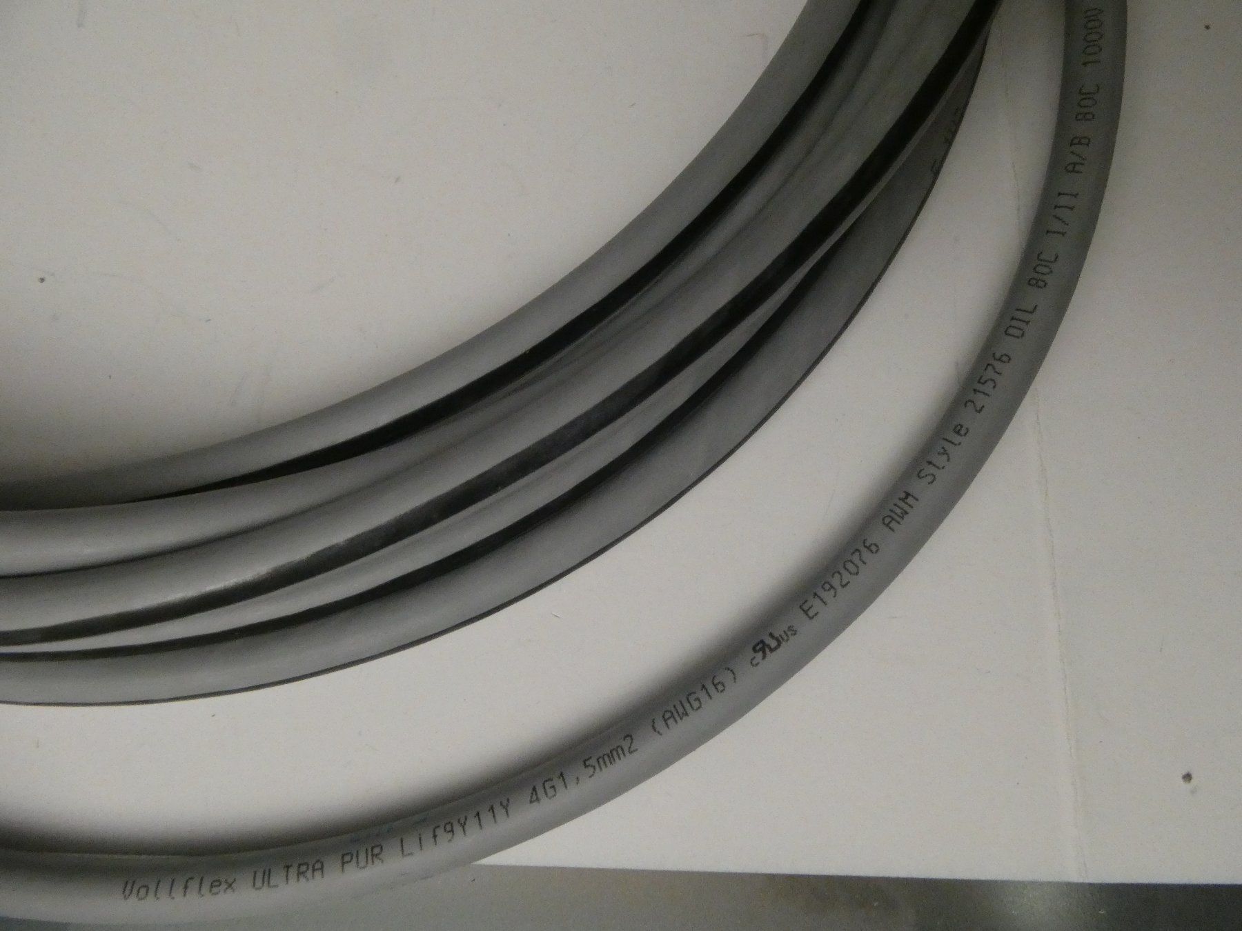 Componenti elettronici: Kabel 4x1.5mm² – Nuovo (secondo la descrizione) da Fulenbach venduto da Hach0 3