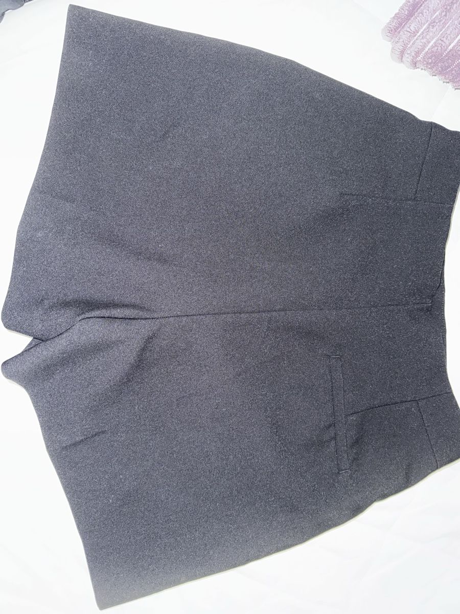 Zara Pantaloni: Zara Shorts – Usato da Winterthur venduto da yar_dpp8 5