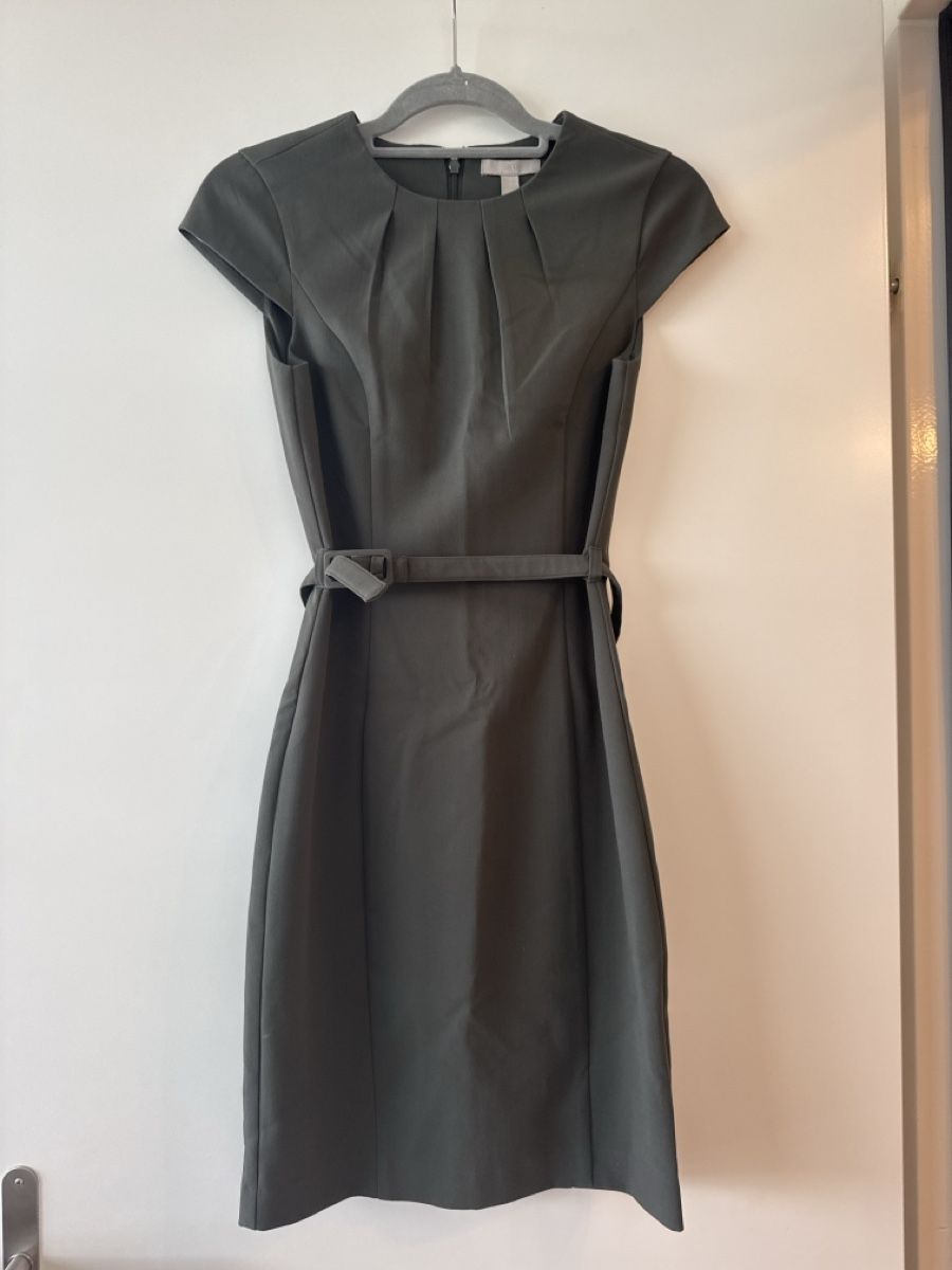H&M Vestiti: H&M Kleid Gr. 34 anthrazit/olivgrün – Nuovo (secondo la descrizione) da Winterthur venduto da MiliB.