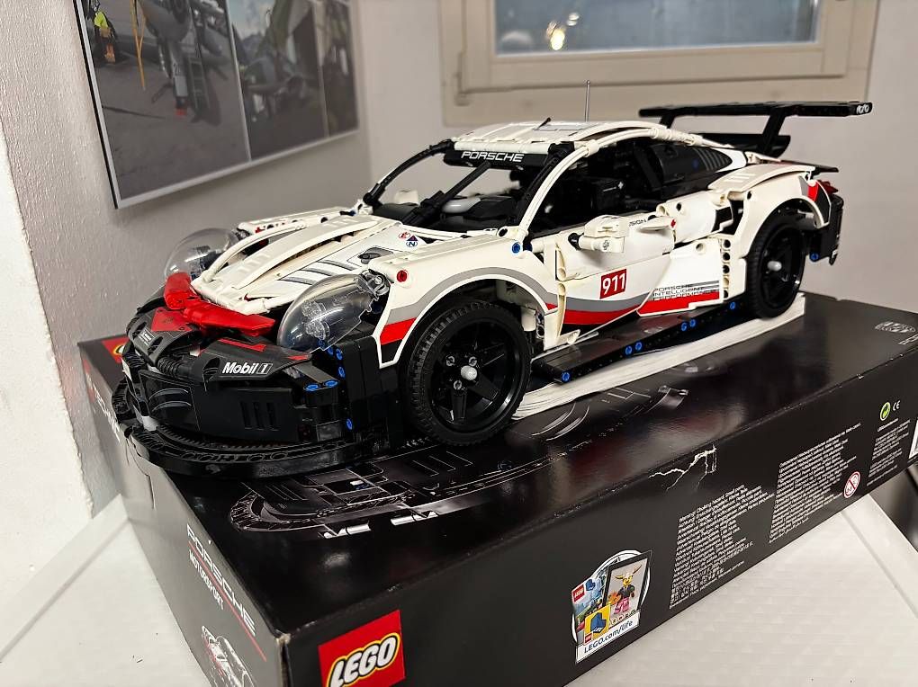 Kit di costruzioni: Lego Technic Porsche 911 RSR – Usato da Bubikon venduto da and_t7b7 3