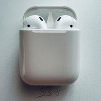 Original Apple AirPods 2 Gen. Wireless Kopfhörer & Case