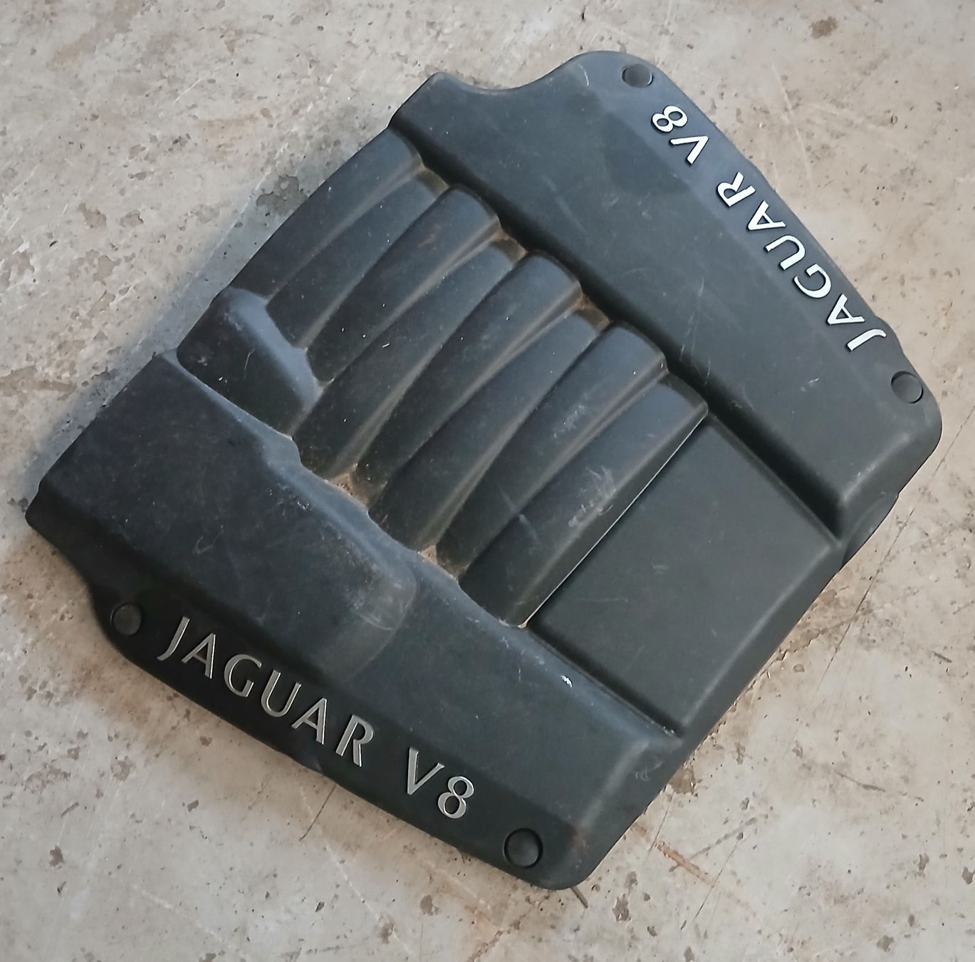 Jaguar Toutes les pièces auto: Cache moteur Jaguar S-Type 4.0 V8 – D'occasion à la heutte par Auto-stock