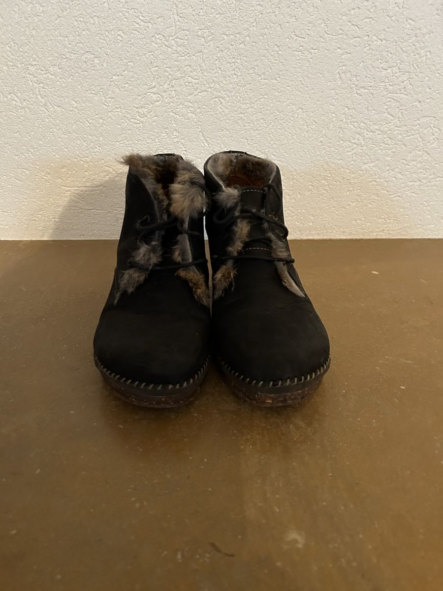 Art Scarpe da donna: Chaussures Art – Usato da Montsevelier venduto da Batson