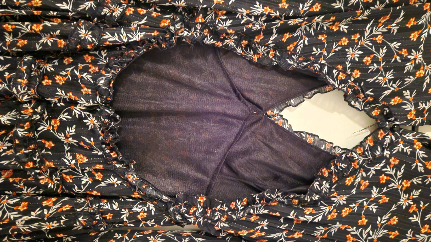 Kleider: Petite robe – Neu (gemäss Beschreibung) aus PORRENTRUY von tin_ff6p 3