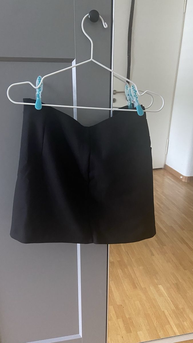 Mango Röcke: Minirock mit goldener kette - Mango – Neu (gemäss Beschreibung) aus Luzern von Ned-89 3