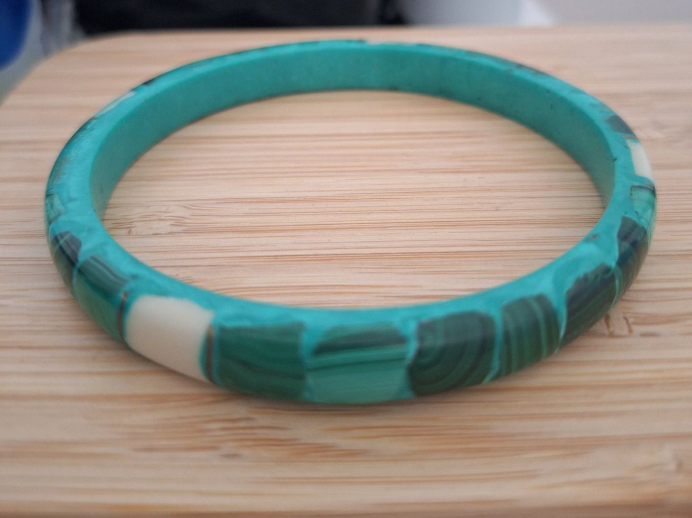 Armbänder & -reifen: aussergewöhnlich schöner Stein Armreif – Gebraucht aus Kerzers von ExpressoTerreno
