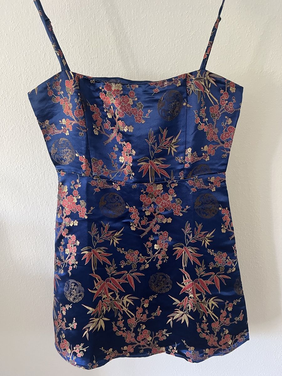 Vestiti: Kleid blau chinesischem Blumenmuster – Nuovo (secondo la descrizione) da Siebnen venduto da sellingmystuff1