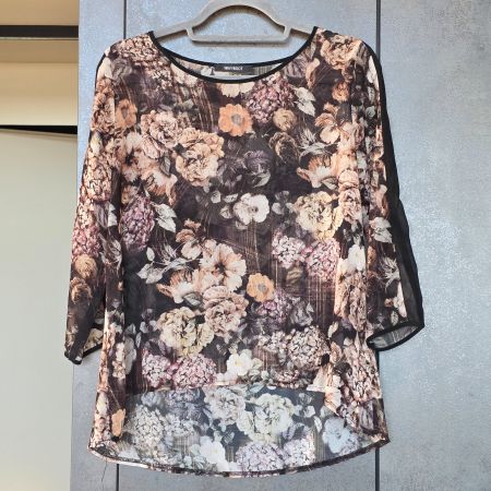 🐸 NAVYBOOT LUFTIGE BLUSE Gr M BLUMEN NEUWERTIG