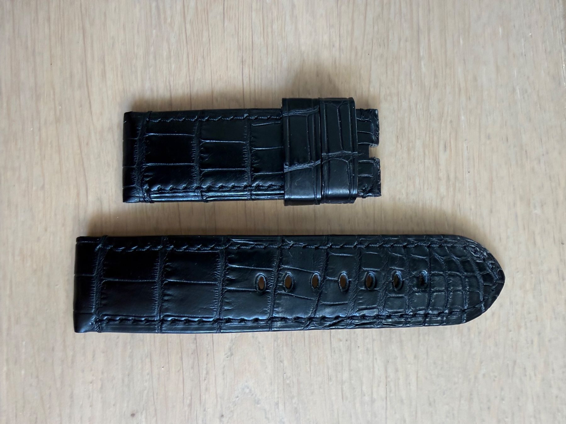 Panerai Bracciali & Braccialetti: Panerai OEM black croco strap 26/26 mm – Nuovo (secondo la descrizione) da Rivaz venduto da yoda2005 1