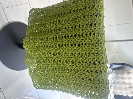 Maglia uncinetto verde donna artigianale lunghezza 180cm