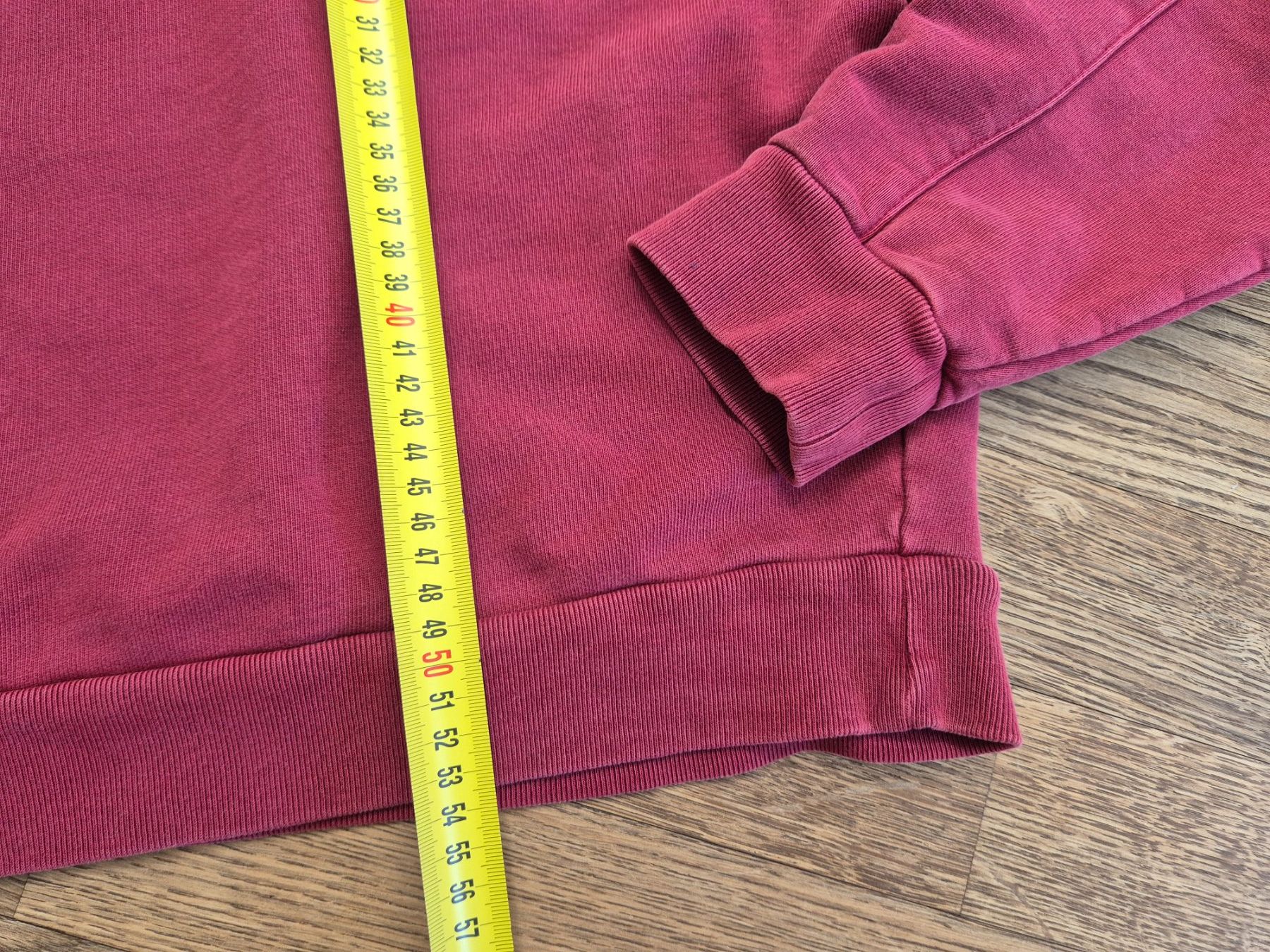 Levi's Pullover & Sweatshirts: Levis dark red sweater size XS – Gebraucht aus Zürich von mon_attitude 3