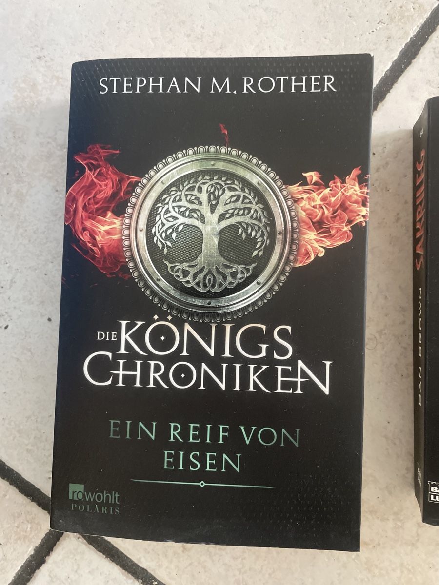 Libri: Buch Die Königschroniken - Ein Reif von Eisen – Usato da Obergerlafingen venduto da cabo4
