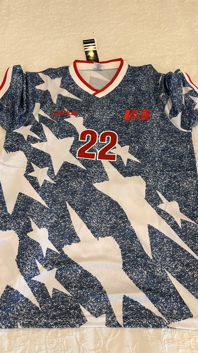 Canottiere & Pantaloni: Alexi Lalas 22 - USA Jersey 1994 – Nuovo (secondo la descrizione) da Oberrieden venduto da jon_5cl2