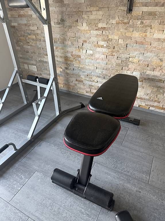 Hometrainer: Stepper, Kletterturm und Trainingsbank – Usato da Rorschacherberg venduto da Markoe 1