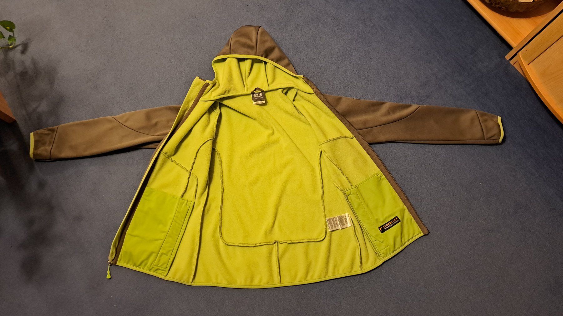 Jack Wolfskin Jacken: Jack Wolfskin softshelljacke – Gebraucht aus Horw von tan_5chx 1