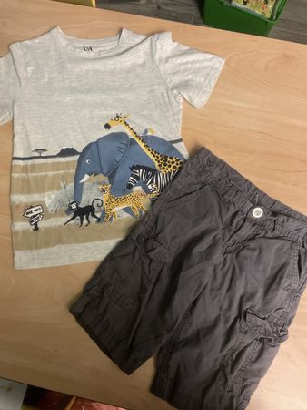 Cooles Sommer Set, Grösse 140, T-Shirt C&A Neu und Shorts