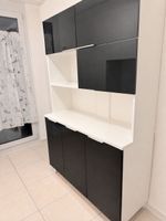 Moderner Küchenschrank / Küchenbuffet – wie neu