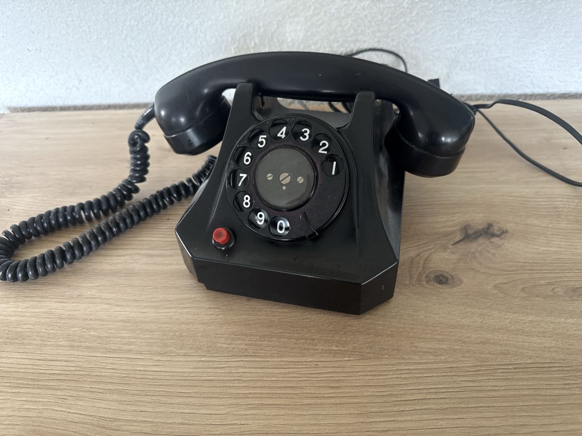 Swisscom Telefoni: Drehscheibentelephon – Usato da Horriwil venduto da Carrera68