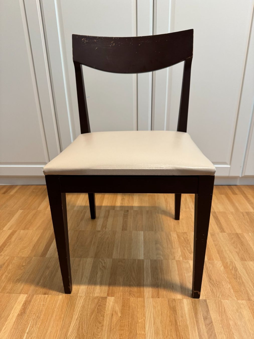 Chaises: Alter Stuhl, ca. 50 Jahre alt – D'occasion à Zürich par muxamsonntag 5