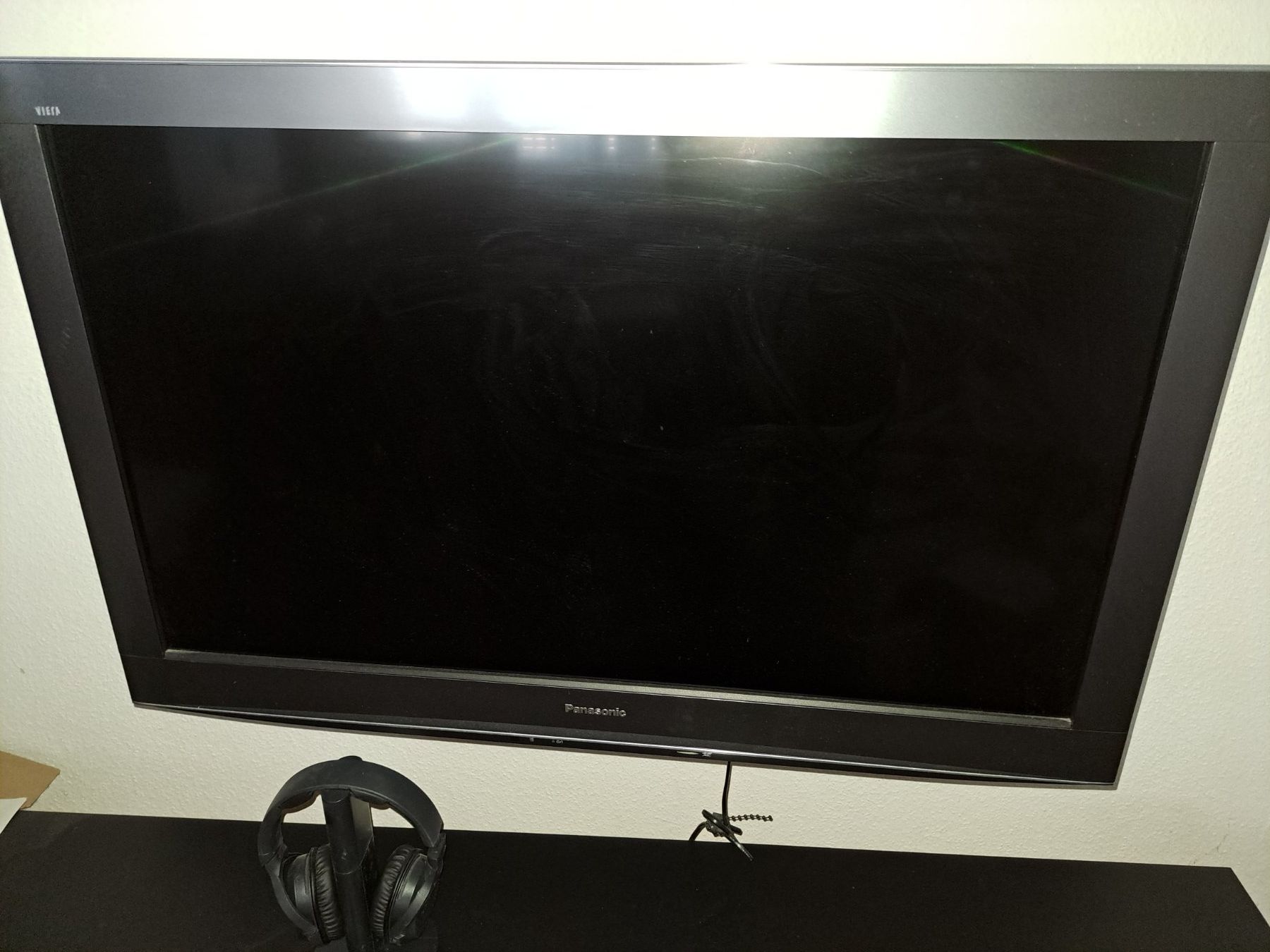 Panasonic Televisori: TV Panasonic 37'' avec support mural et accessoires – Usato da Biel/Bienne venduto da hug94 2