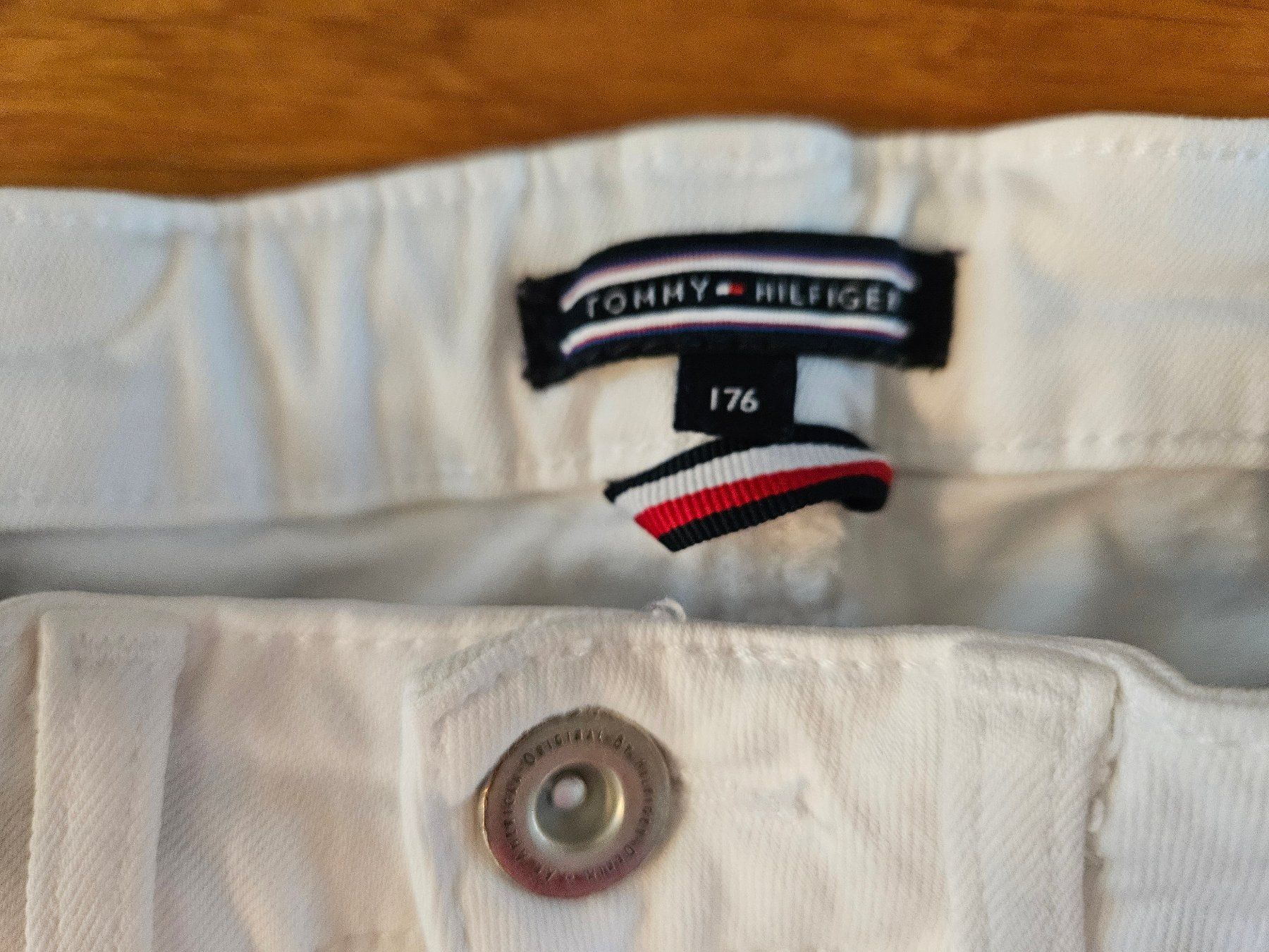 Tommy Hilfiger Pantaloni: Tommy Hilfiger Jeans, Gr. 176 – Usato da Zürich venduto da Modnok 1