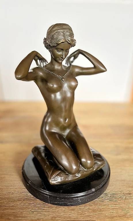 Sculture & Statue: Statue: Nu de Paul Ponsard - Le Nouveau Collier – Usato da Pensier venduto da motofan99