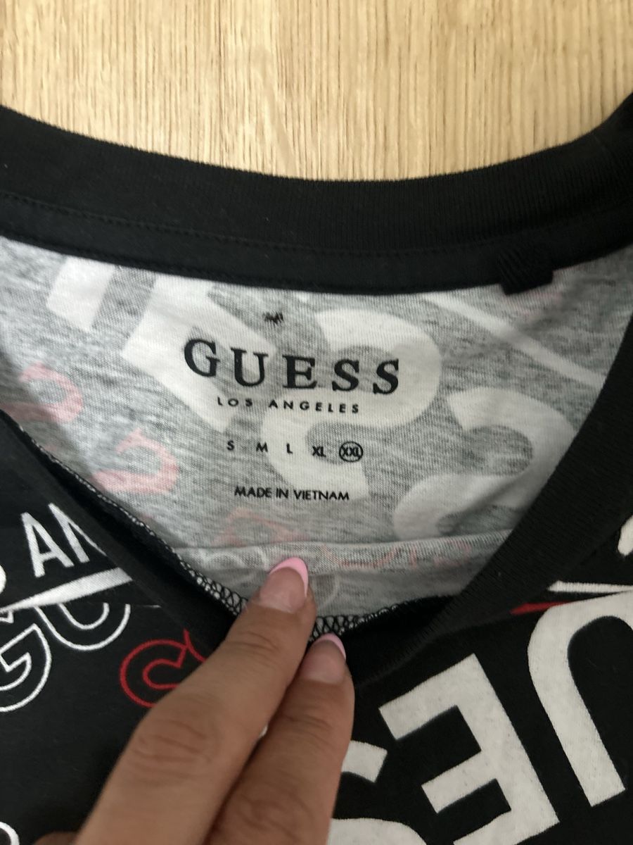 Guess T-Shirts: T-Shirt Guess – Neu (gemäss Beschreibung) aus Belp von jan_6yvx 1