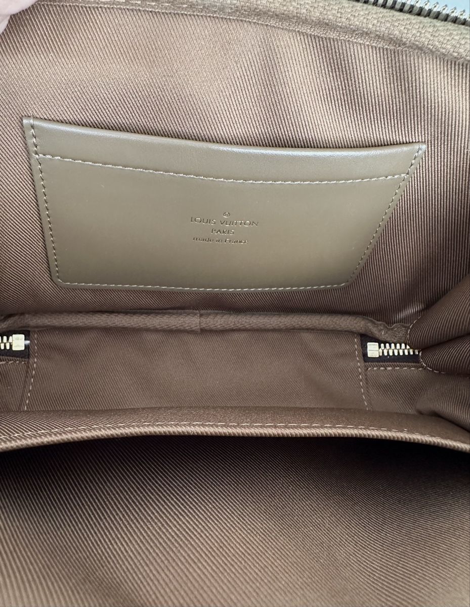 Louis Vuitton Borse da donna: Louis Vuitton Monogram croisé Utility Satchel-Tasche – Nuovo (secondo la descrizione) da Studen BE venduto da Dedechi 5