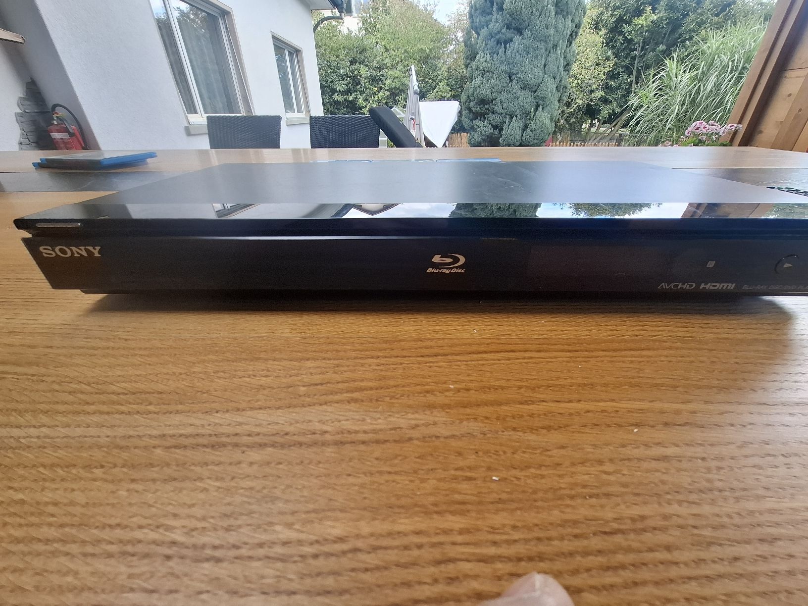 Sony Sistemi audio & multimediali: Sony Blu-Ray Player mit 108 DVDs und 7 Blu-Rays Set – Usato da Subingen venduto da gerber22 6