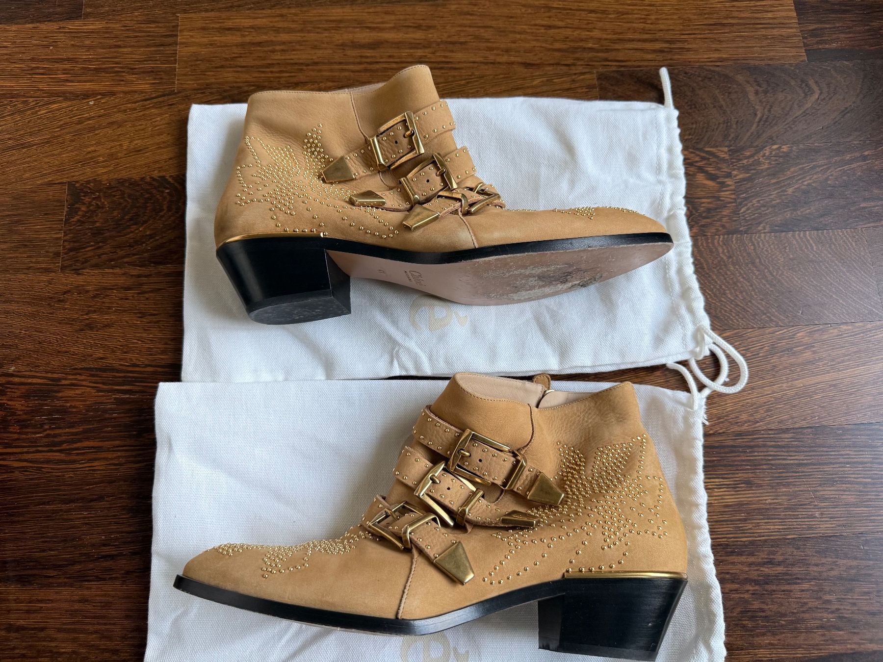 Chloé Damenschuhe: Chloé Stiefel/Boots au Veloursleder Gr.41 – Gebraucht aus Sempach von franksch_
