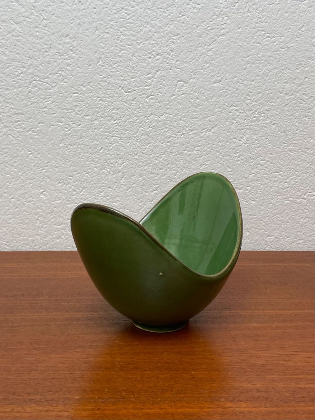 Ciotole: Formschöne Keramikschale zeitgenössische Design Schale – Usato da Zürich venduto da Vintagewiesel 5