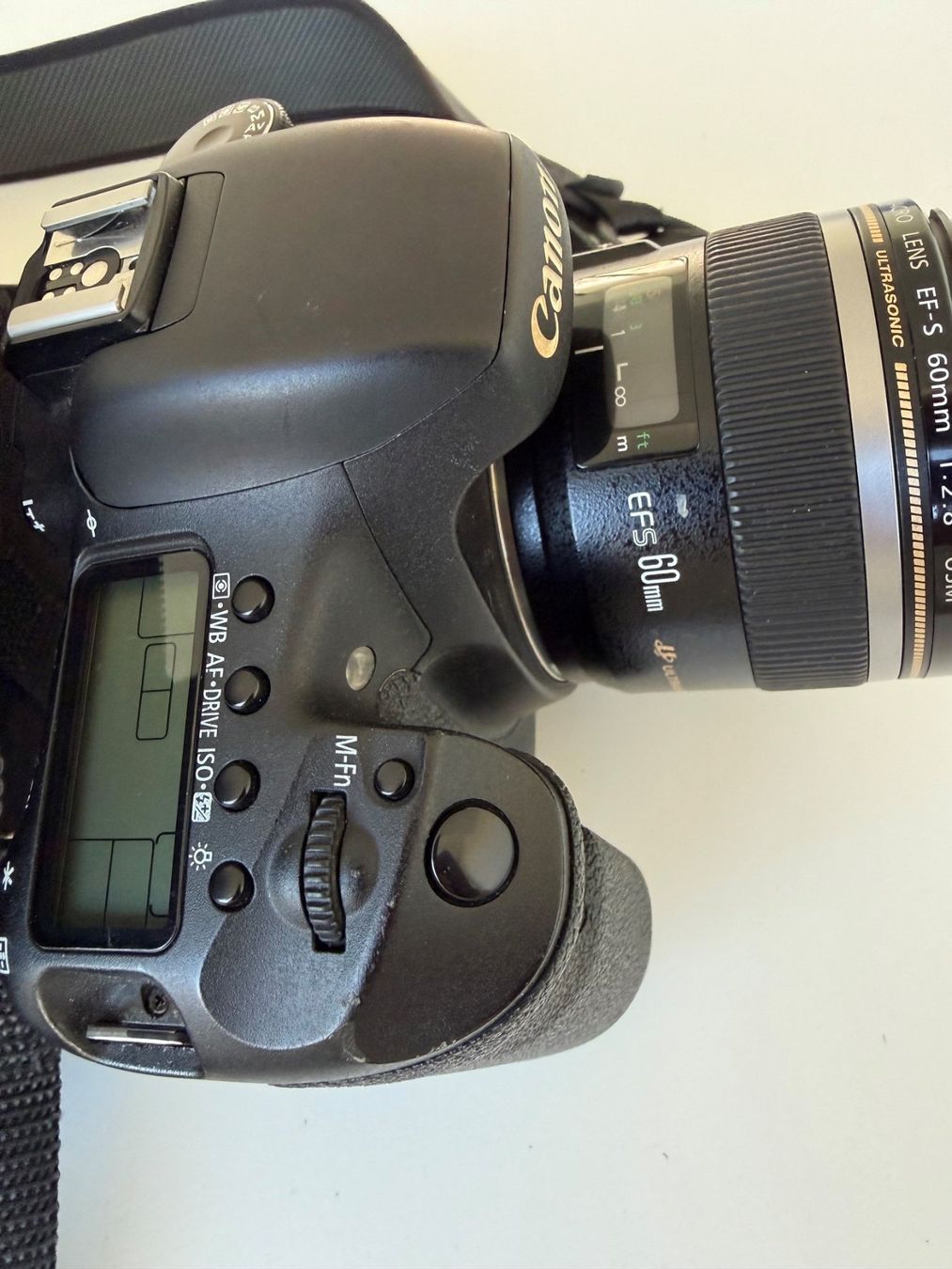 Canon Fotocamera: Canon EOS 7 D mit Canon-Objektiv – Usato da Dättwil AG venduto da DMAG 2