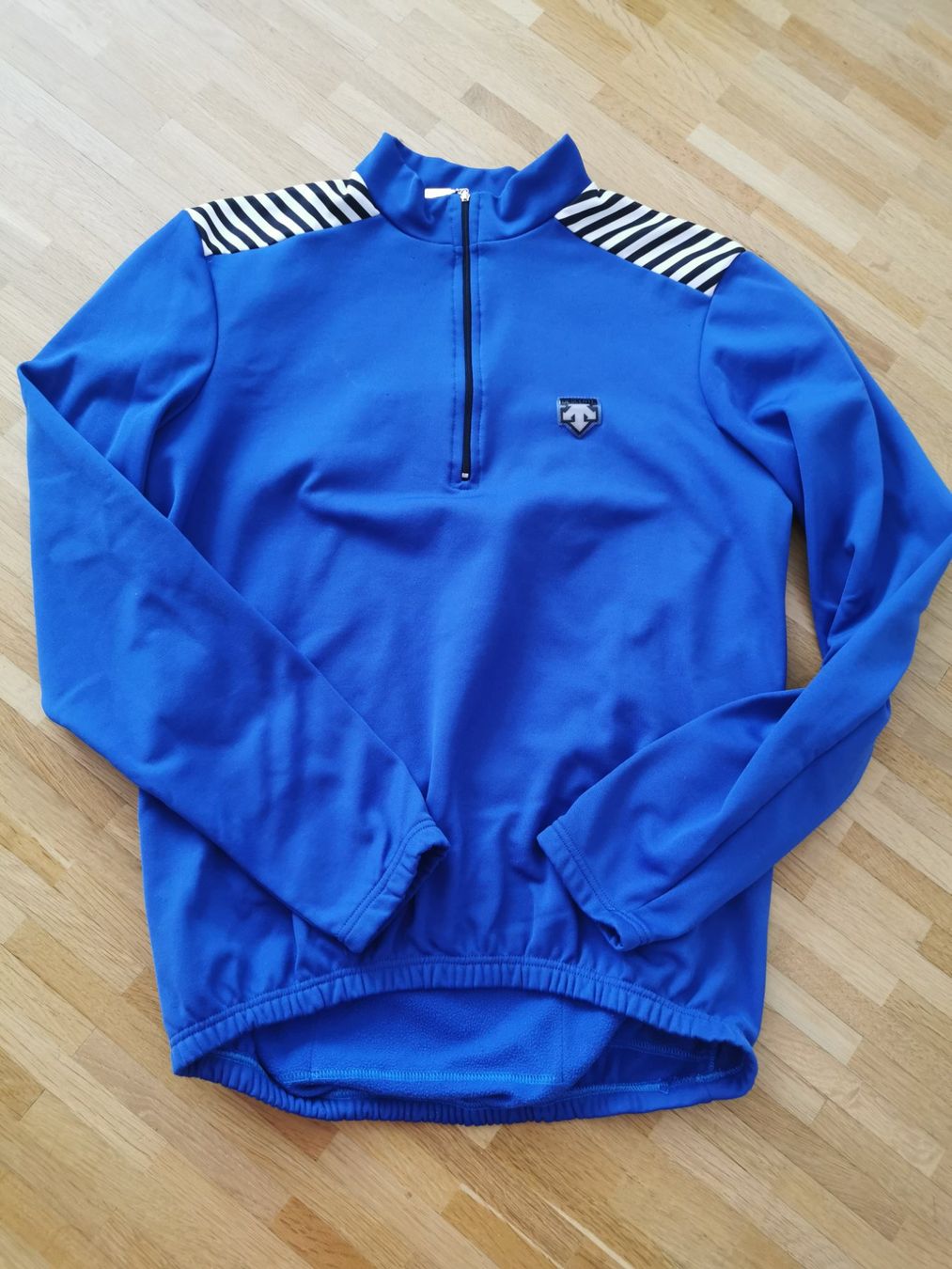 Maillots de corps & Pantalons: Velo Pullover – D'occasion à Adligenswil par sasa_be