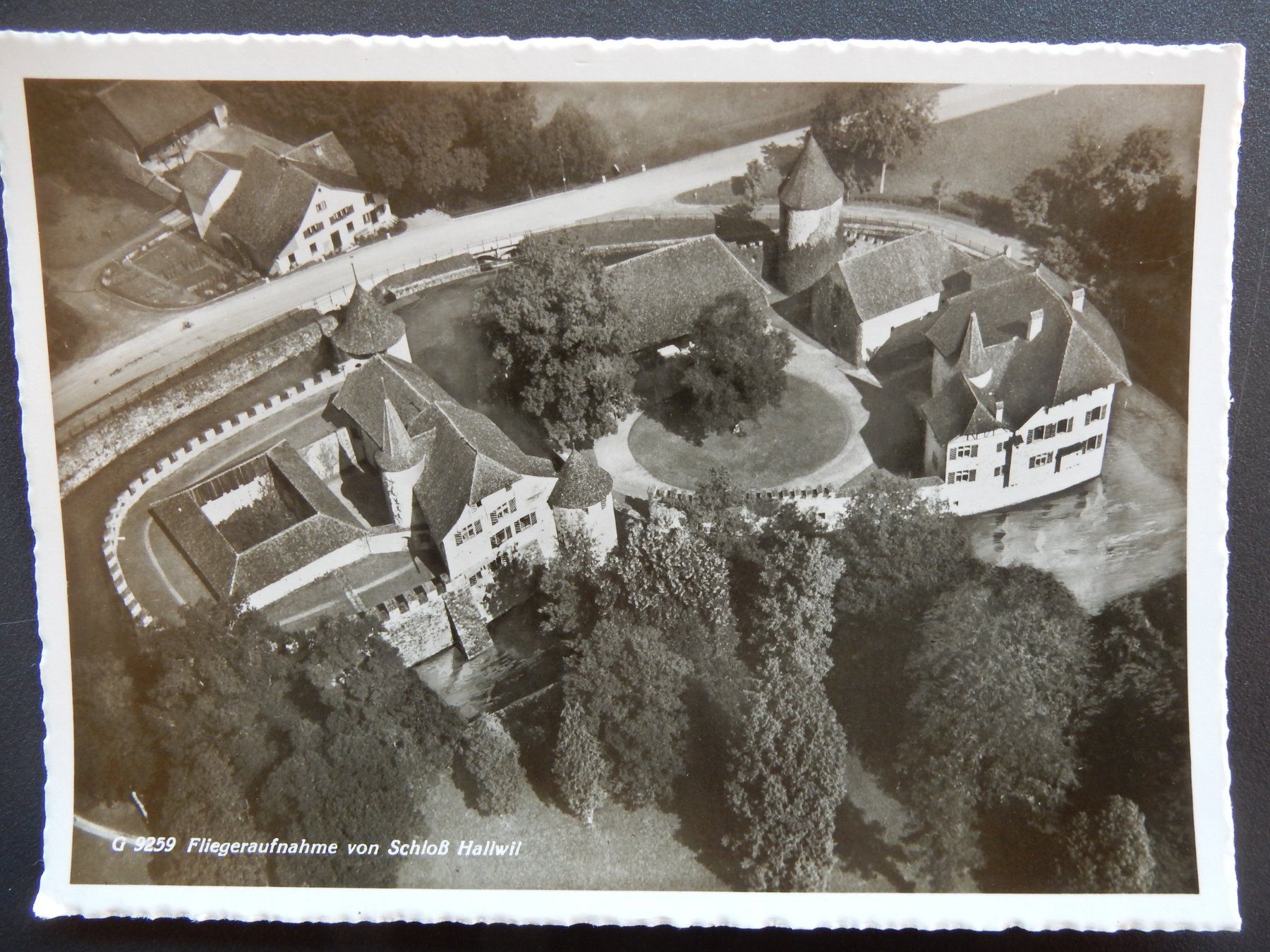 Cartoline postali: AK Schloss Hallwil – Usato da Boniswil venduto da Weibo12