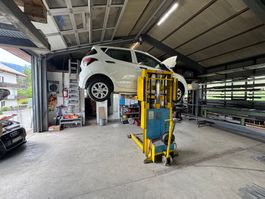 Werkstatt Hebebühne SAHM, gebraucht, guter Zustand!