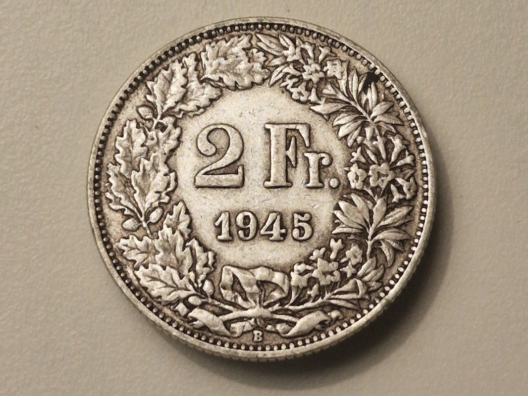 Tutti le monete: 1x 2 Fr. - 1945 - Silber/Argent 0.835 – Usato da Rüti ZH venduto da jpee