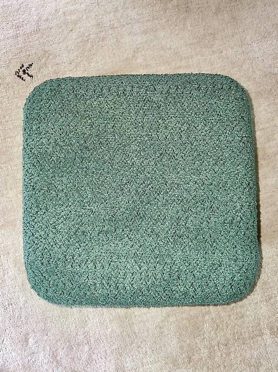 Hocker: Hocker – Gebraucht aus Frauenfeld von Odanos 1