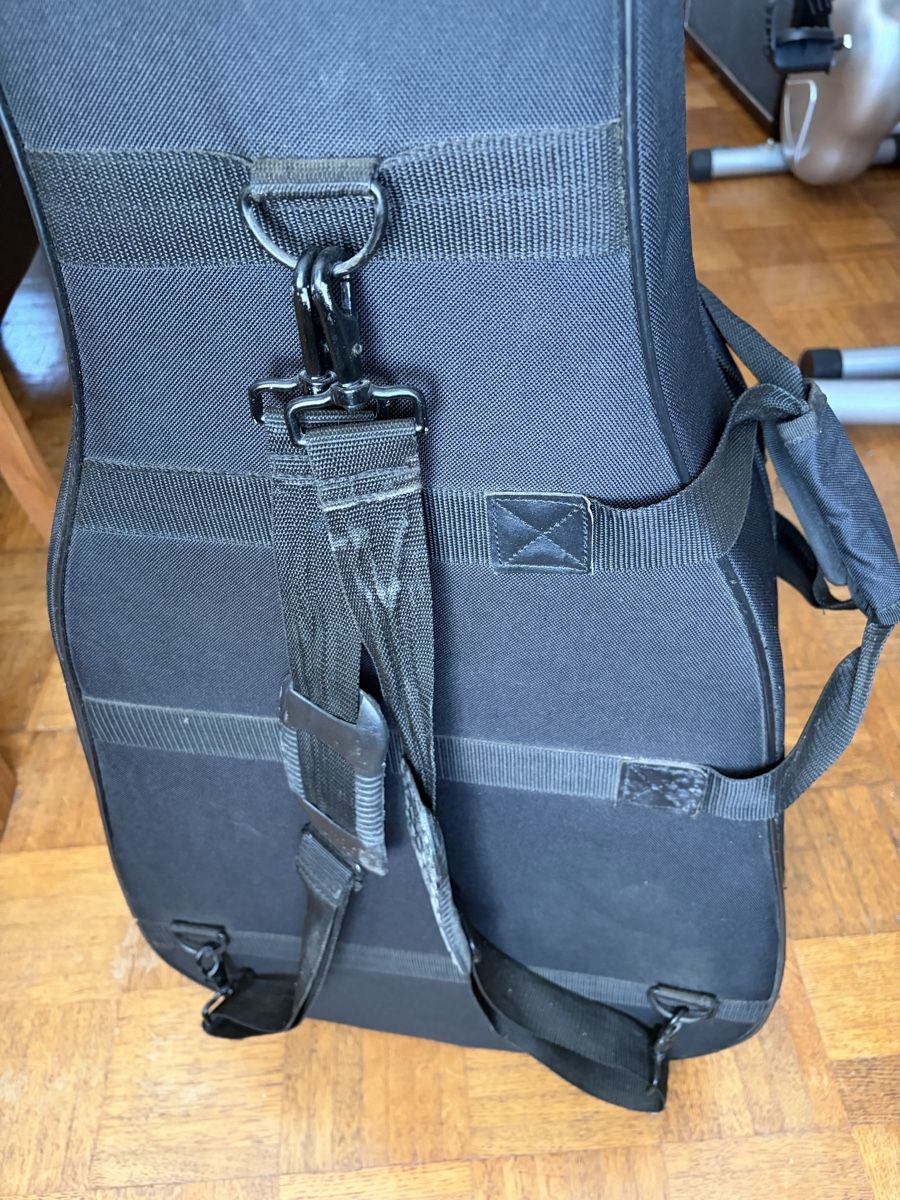 Strumenti musicali: Gitarren Koffer – Usato da Lengnau BE venduto da most45 6