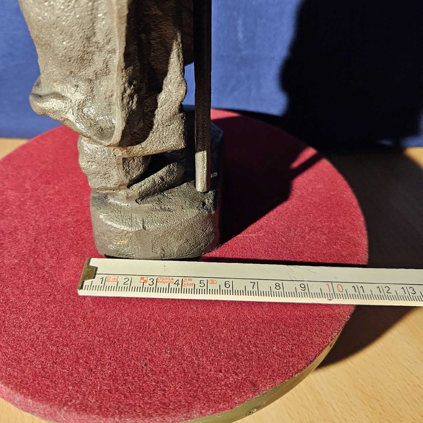 Figuren: Eisenplastik Figur, Nachtwächter mit Hellebarde 29cm – Gebraucht aus Kriens von gra_fhn7 7