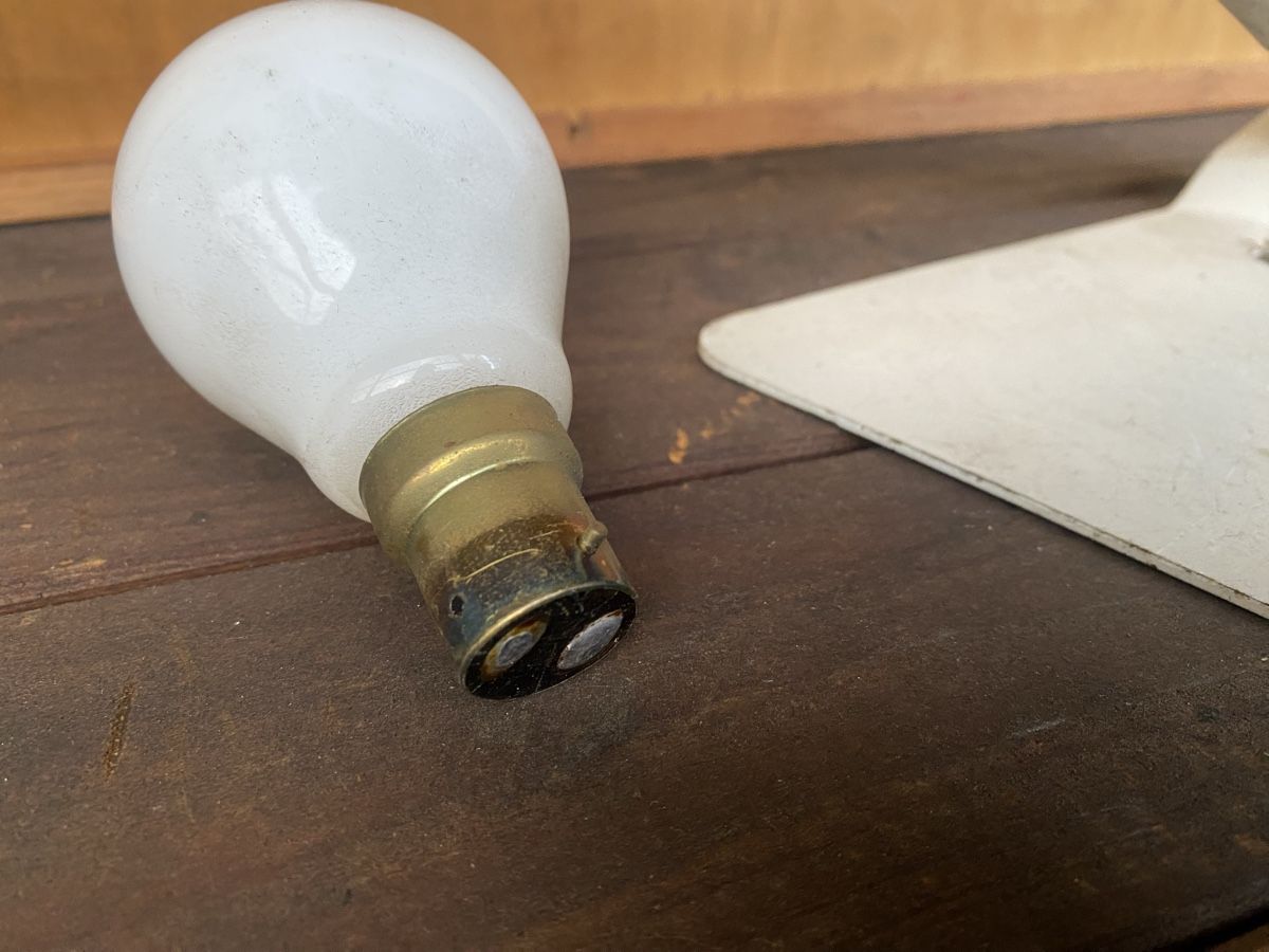 SBB/CFF/FFS Lampen: Alte Lampe Eisenbahn – Defekt aus Aeschlen von rudemood 2
