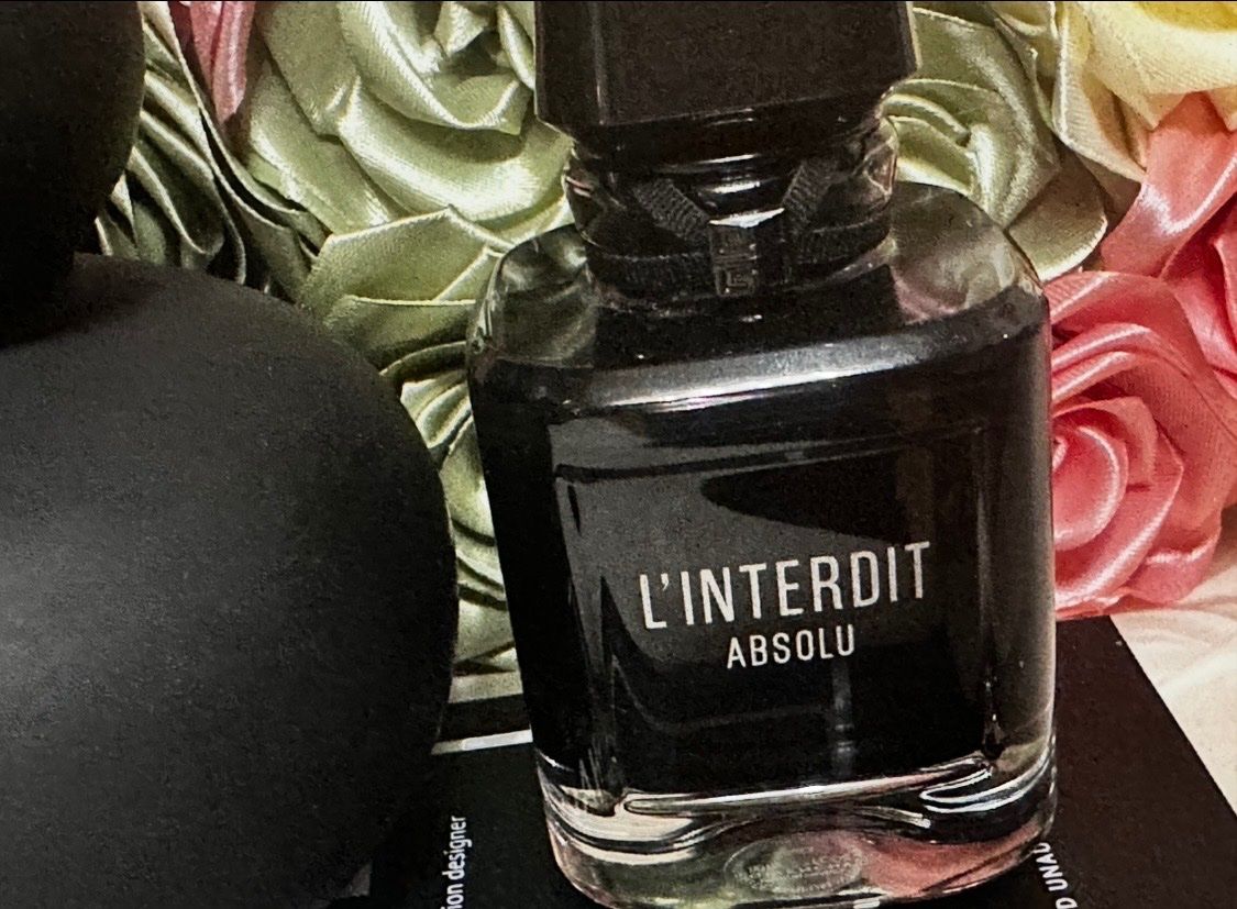 Givenchy Parfum & Eau de Toilette: Parfum Givenchy L'Interdit Absolu flacon utilise – Gebraucht aus Puidoux von jel_crq6 3