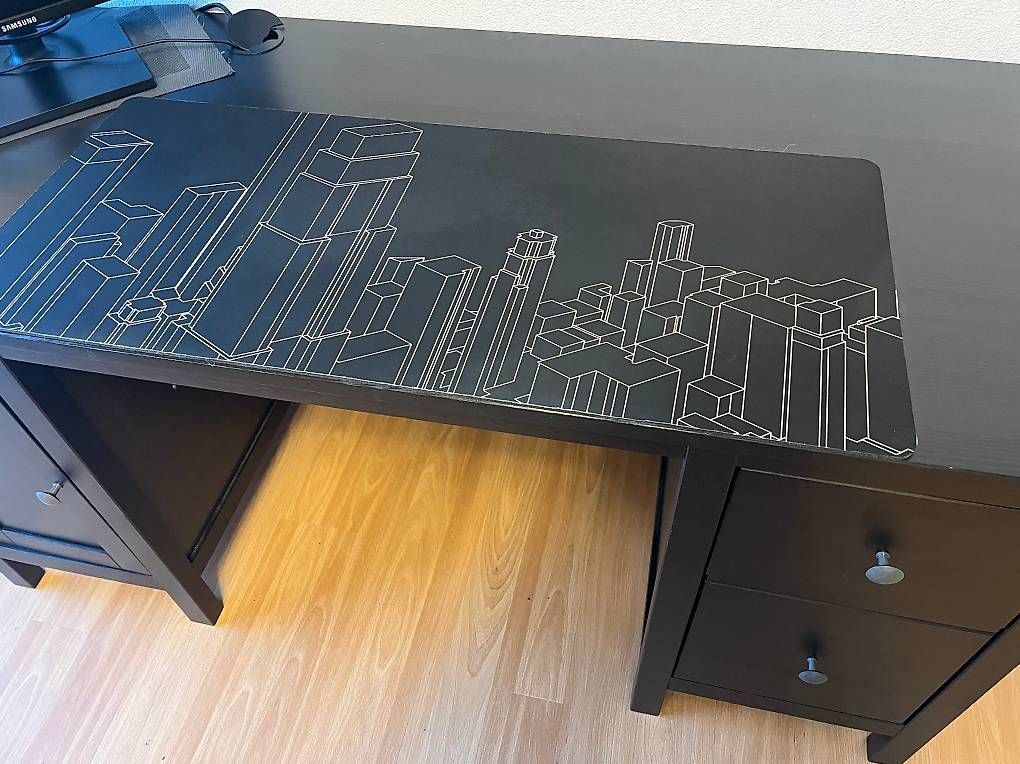 Ikea Scrivanie: Hemnes Schreibtisch dunkelbraun – Usato da Hitzkirch venduto da Janosch021 4