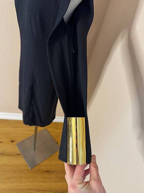 Vestiti: ORIGINAL Schwarzes Kleid von Gucci – Usato da Winterthur venduto da JMGLD 3