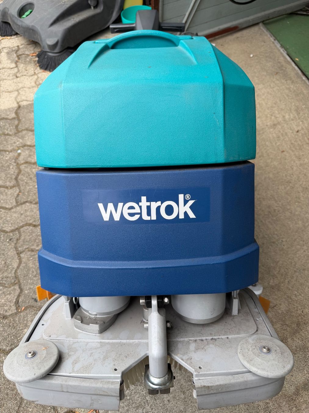 Wetrok Tutte le macchine: Wetrok Mambo Putzmaschine – Difettoso da Holderbank AG venduto da Schewie 1