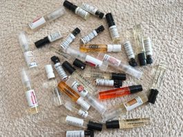 30+ Perfume SAMPLES