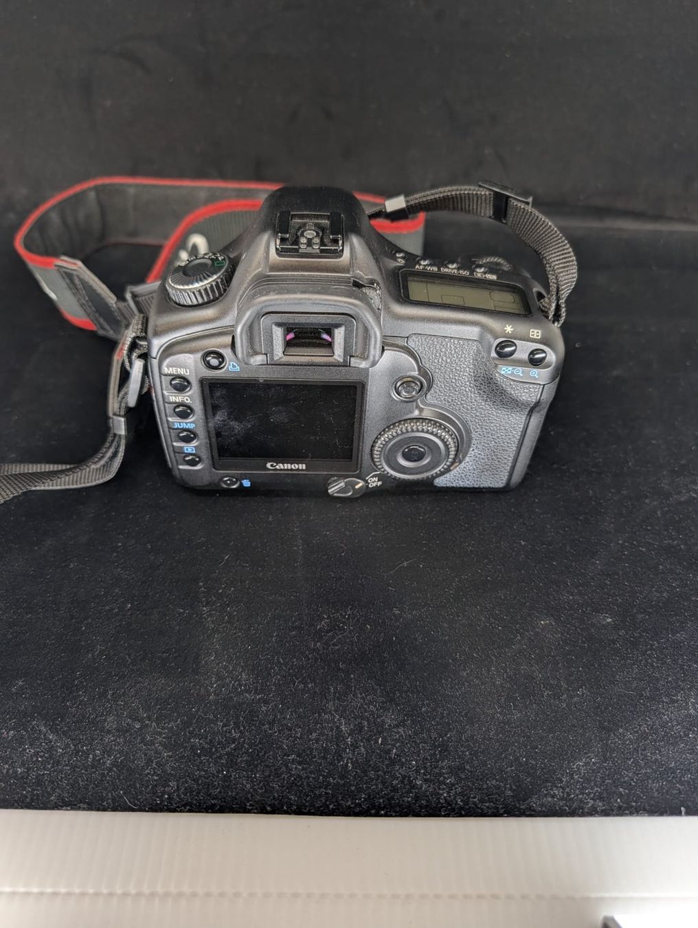 Canon Kamera: Canon EOS 5D – Gebraucht aus ollon von Hugozee 1