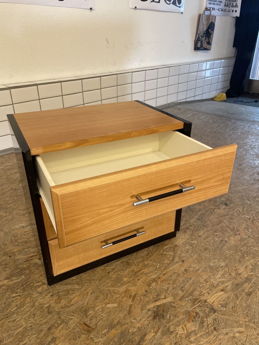 Cassettiere: Rangement à tiroirs – Usato da Fribourg venduto da JohnB4 2